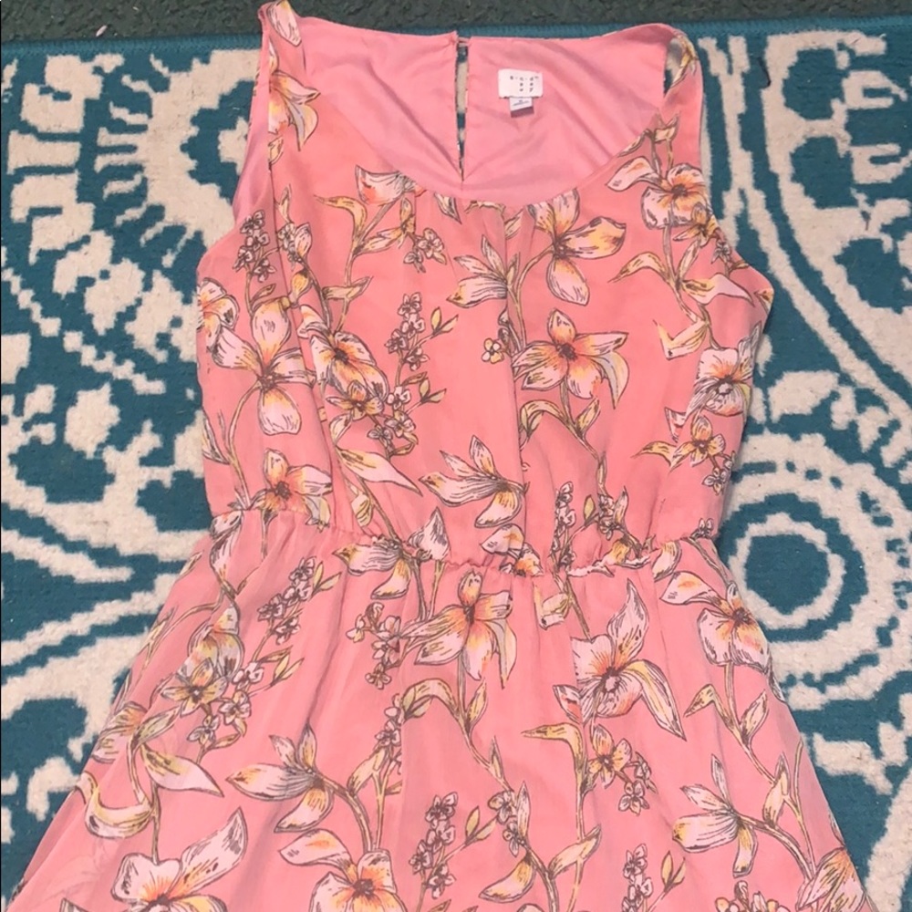 Pretty link floral dress